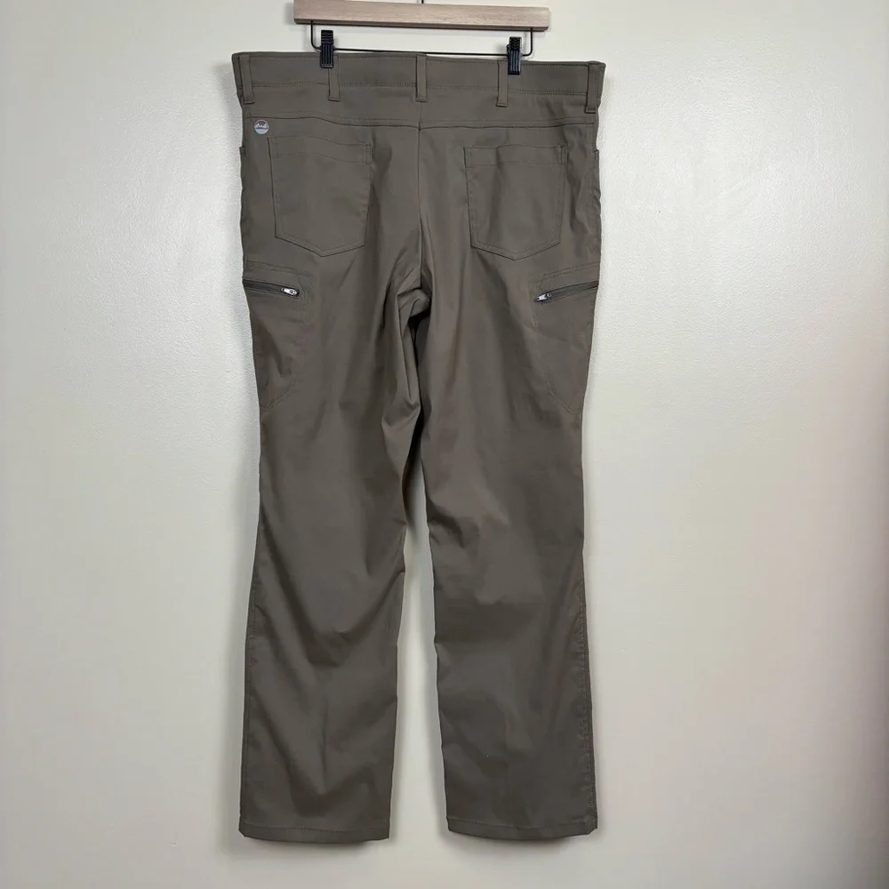 Wrangler Pants Men 40x32 Brown Care 307 Hiking Outdoors Performance Straight Leg